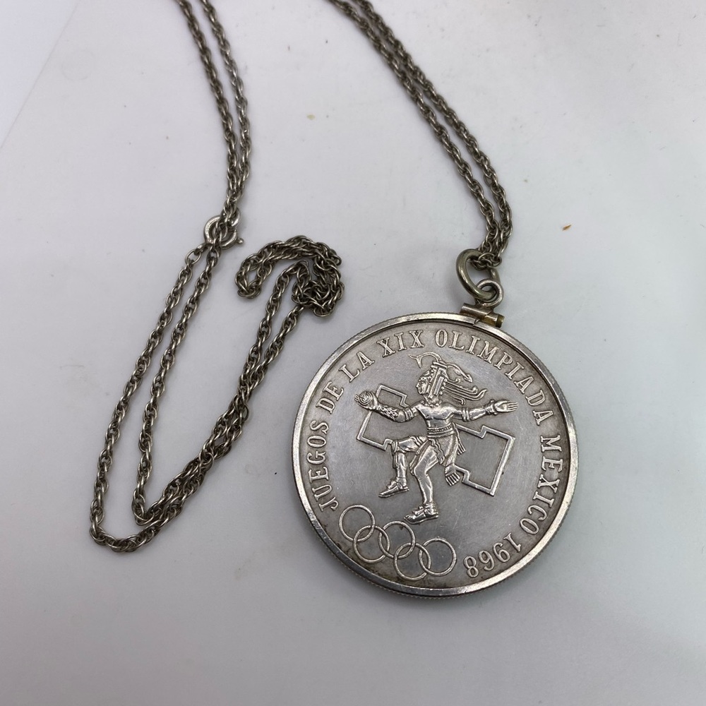 1968 Vintage Sterling Necklace Mexican Olympics 25 Peso Coin in Wrap 24” Chain - Picture 14 of 14